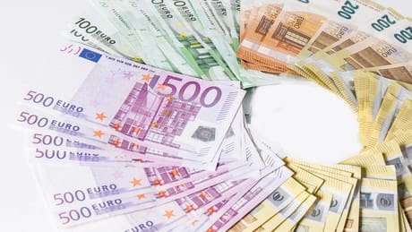 eu-entscheidung-gegen-bargeld:-begrenzung-auf-maximal-10.000-euro