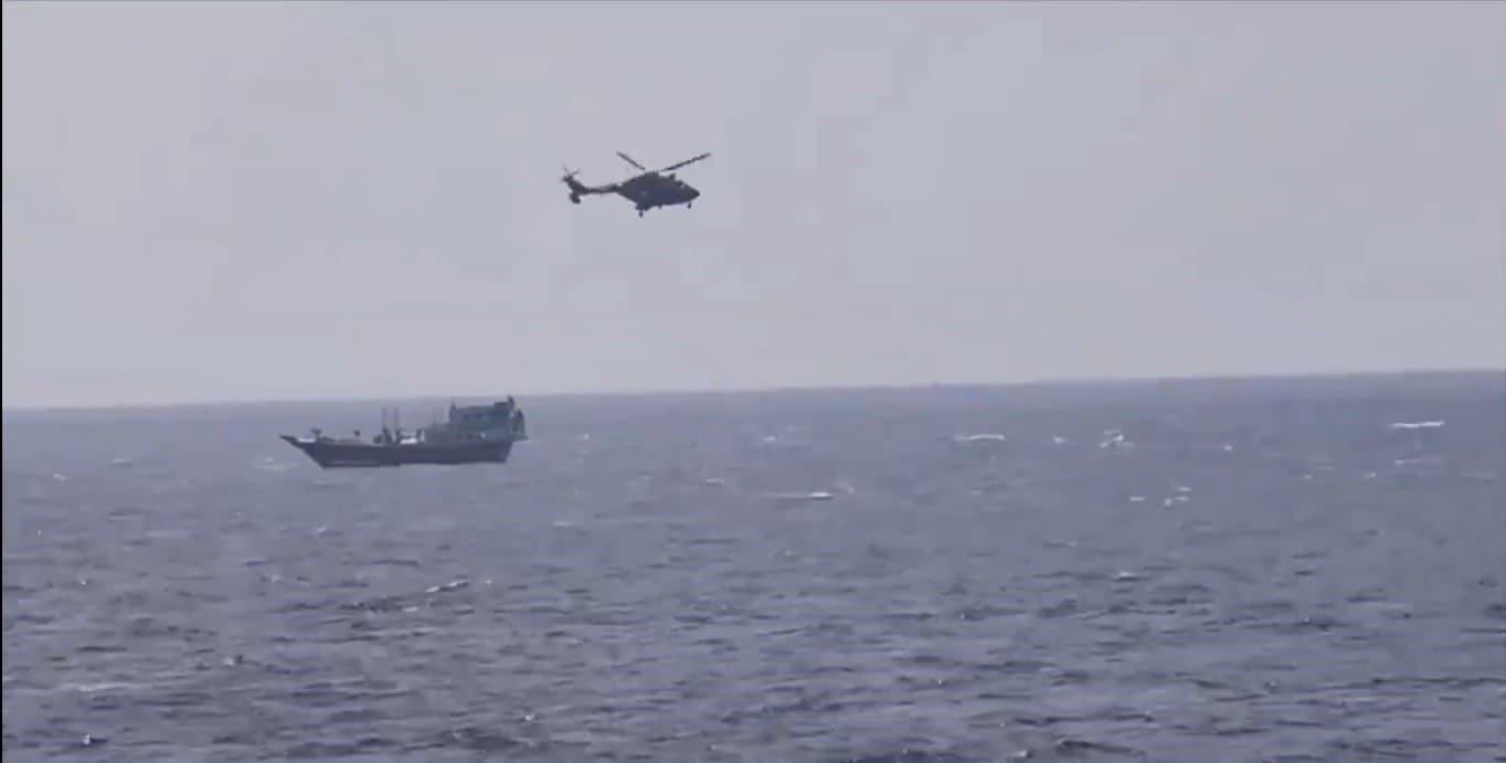 indische-marine-rettet-19-besatzungsmitglieder-nach-piratenueberfall-vor-somalia