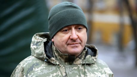 liveticker-ukraine-konflikt:-selenskij-feuert-generalstabschef-und-benennt-ersatz