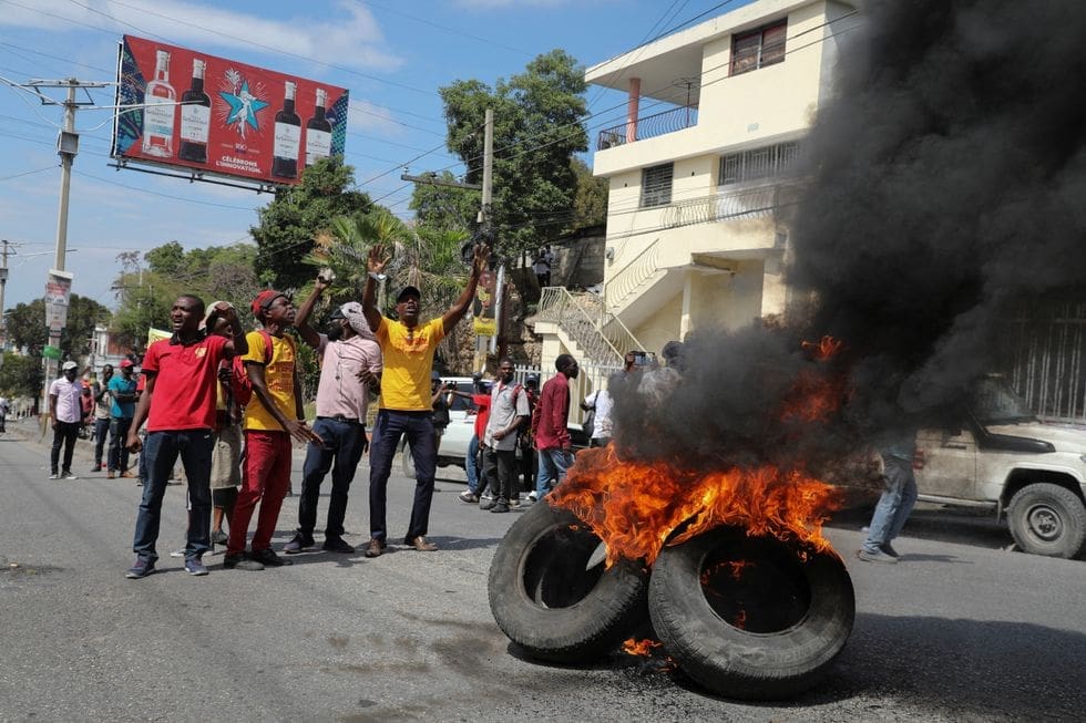 von-staatsstreich-bis-chaos:-20-jahre-nachdem-die-usa-haitis-praesidenten-gestuerzt-haben