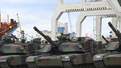 russischer-soldat-bedankt-sich-bei-biden-fuer-die-lieferung-von-abrams-panzern-an-die-ukraine