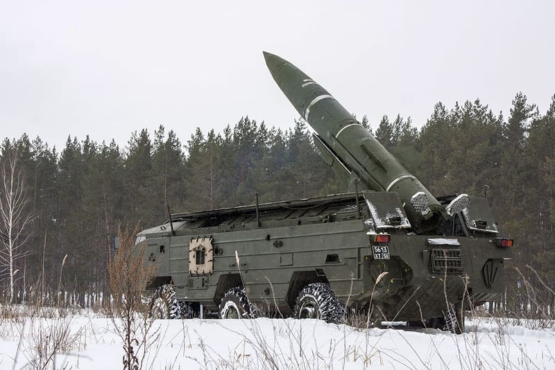 russischer-politologe-schlaegt-vor,-den-westen-durch-neue-atomwaffentests-abzuschrecken