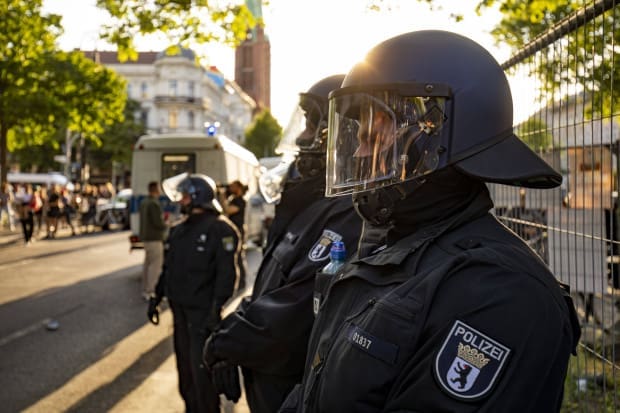 berliner-polizei-beklagt-schwierigkeiten-bei-einsatz-gegen-linksterroristen